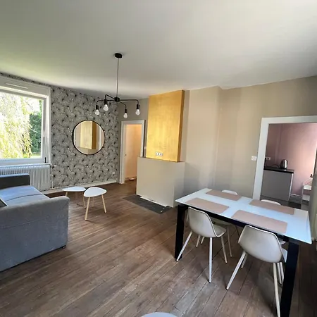 Place De La Gare Cy Lägenhet *