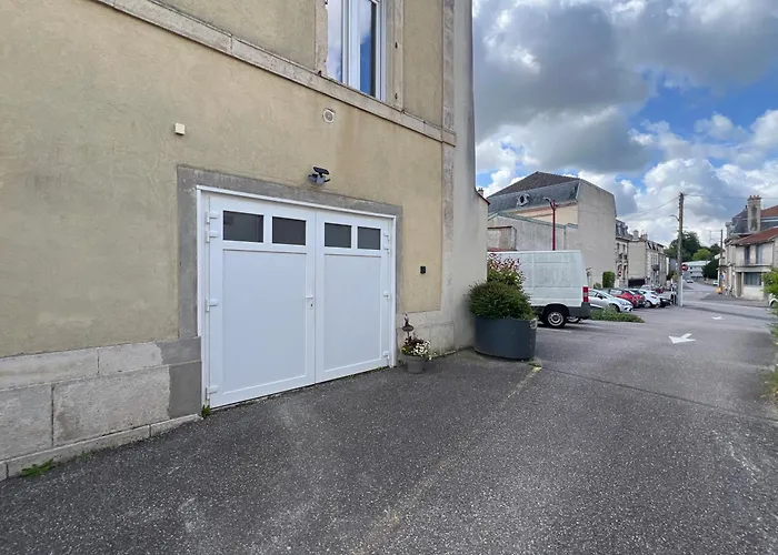 Place De La Gare Cy *